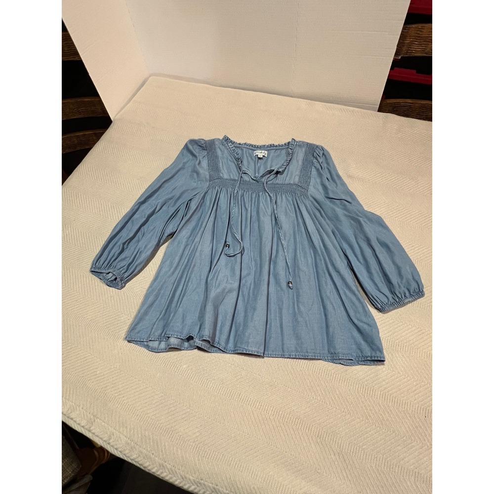 Wonderly Women's XL Blue Denim Tunic Ruffle Smocked Boho Peasant 3/4 Sleeve - Picture 2 of 6